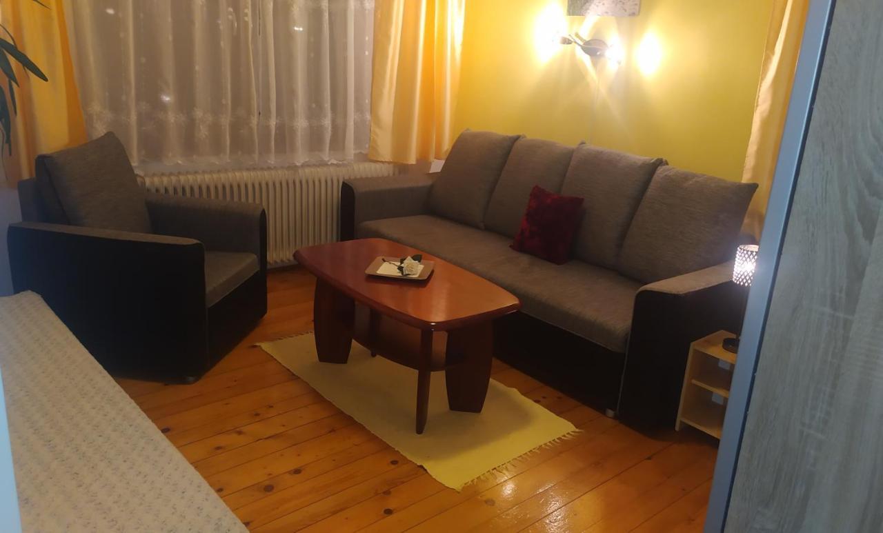 Katka A Martin Samostatny Apartman S Vlastnym Vchodom Liptovsky Mikulas Luaran gambar